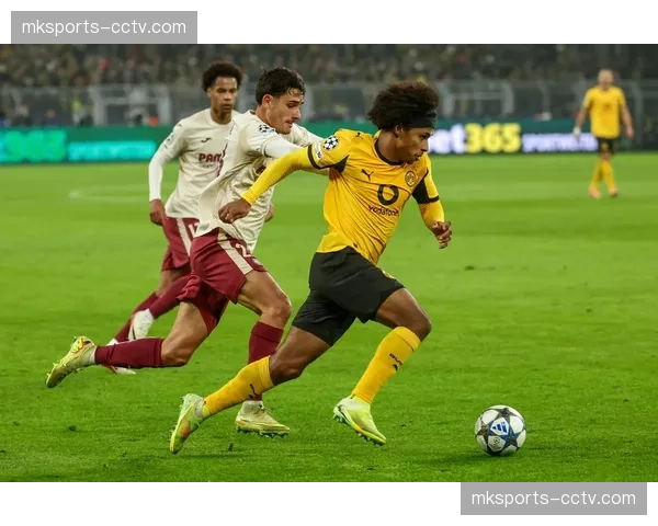 官方：比利亚雷亚尔与老将卡普埃续约一年