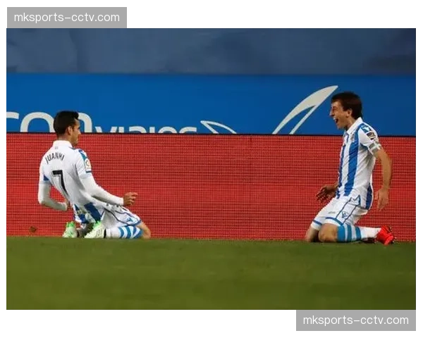 全场战报：皇家贝蒂斯1-0皇家社会，费基尔点射制胜