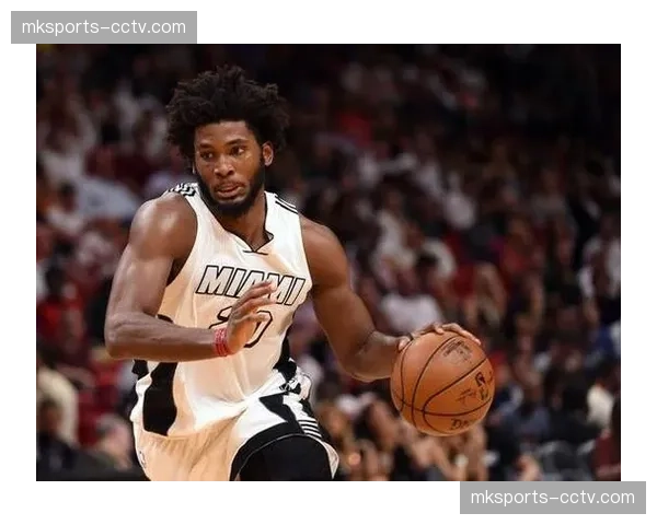 锡安·威廉姆森接受右膝关节镜手术，确定赛季报销